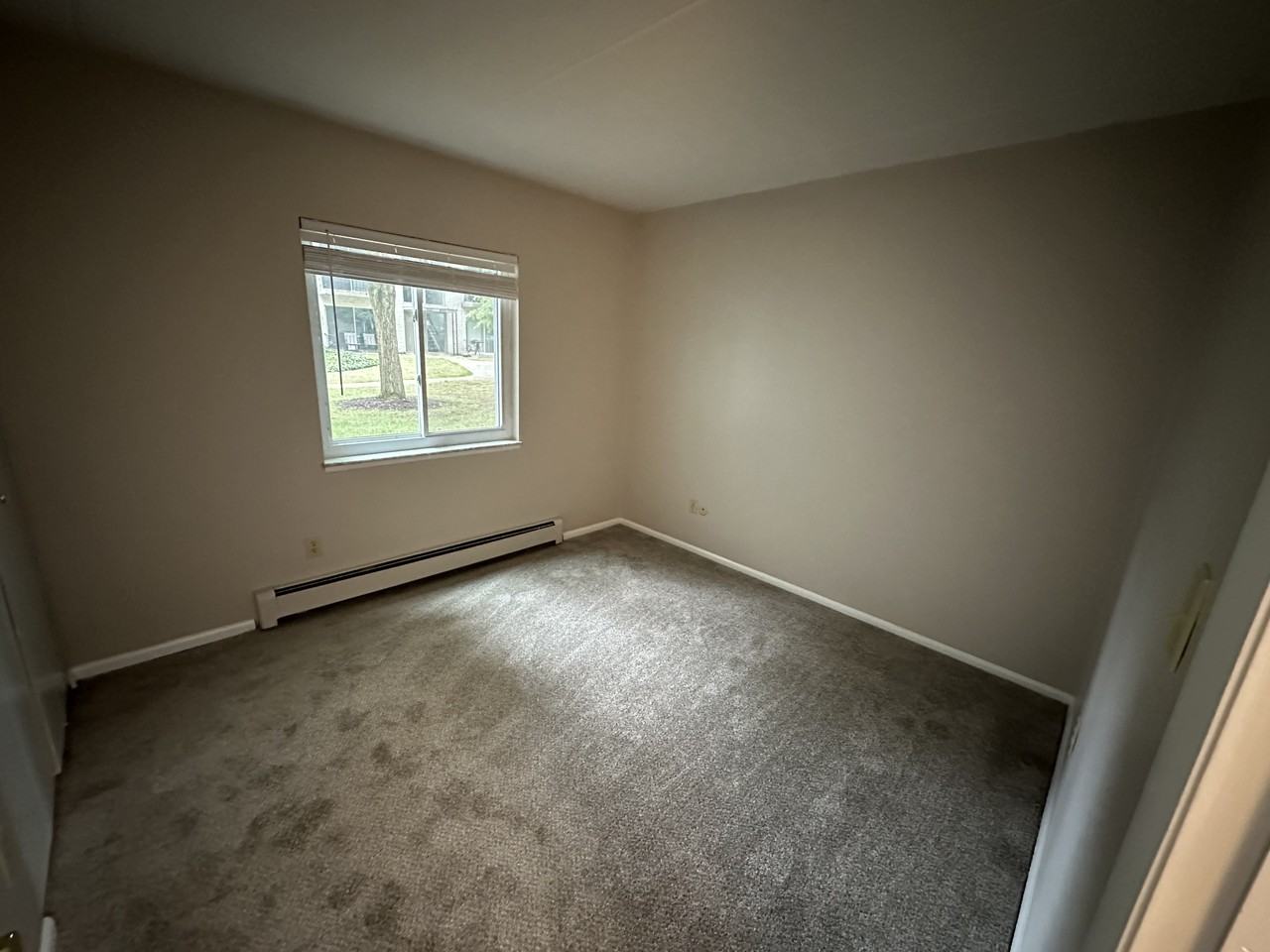 956 S Lincoln St #956-1-2 - Photo 7 of 11