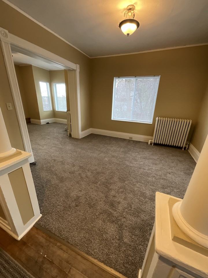 1324 East 2nd Street #NA - Photo 6 of 26