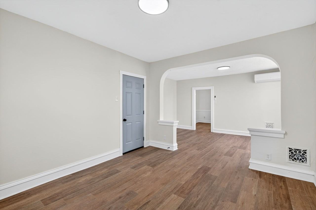 5803 S Kingshighway Blvd #2S - Photo 2 of 16