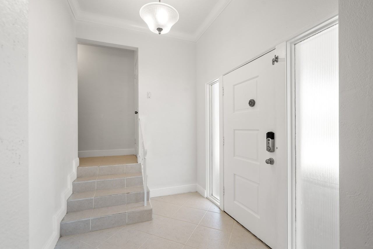 2173 W Vina Del Mar Blvd #NA - Photo 5 of 50