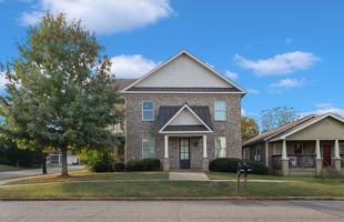 featured image of 1524 1st Ave #B