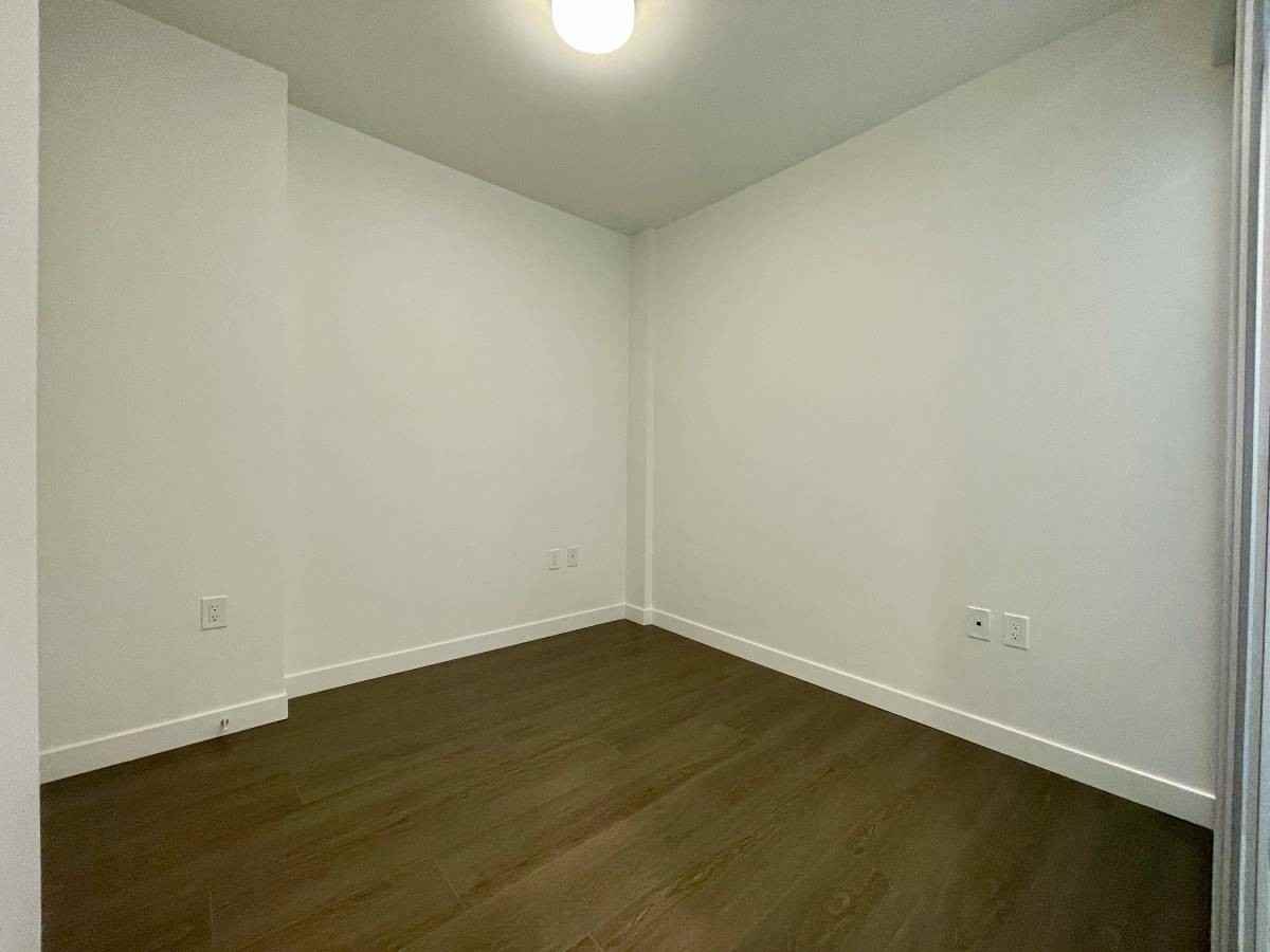 Carnarvon St & 6th St #802 - Photo 4 of 13