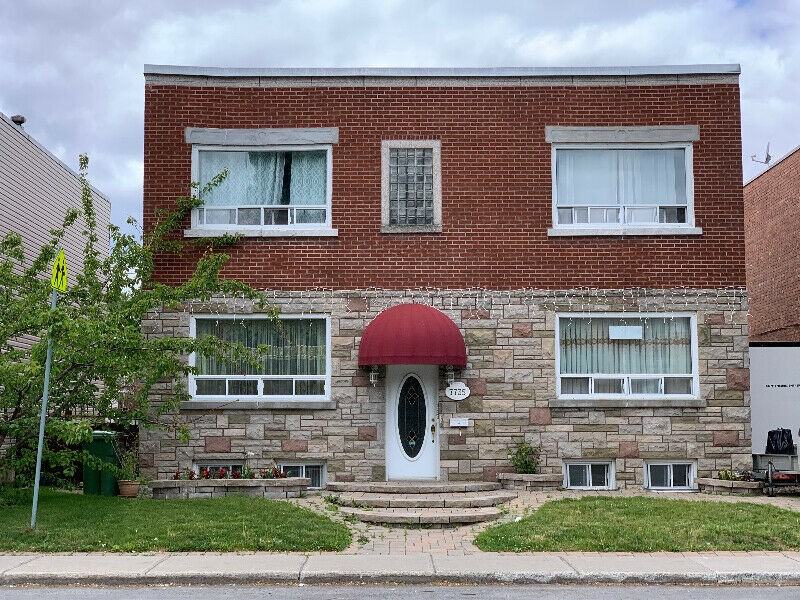 7735 Rue Centrale #2 - Photo 2 of 7