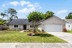 featured image of 485 Lakeshore Drive