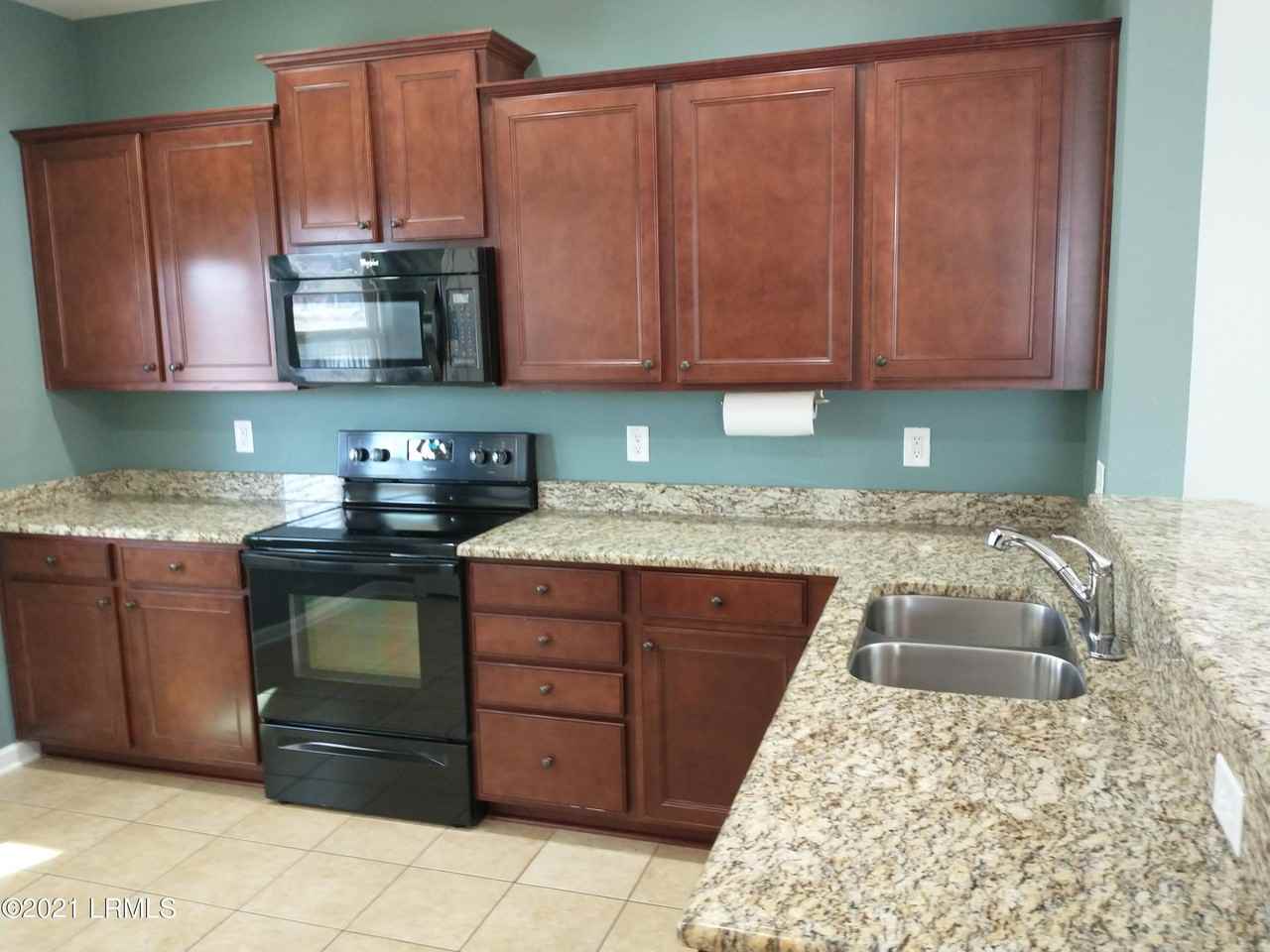 38 Pennyroyal Way - Photo 5 of 29