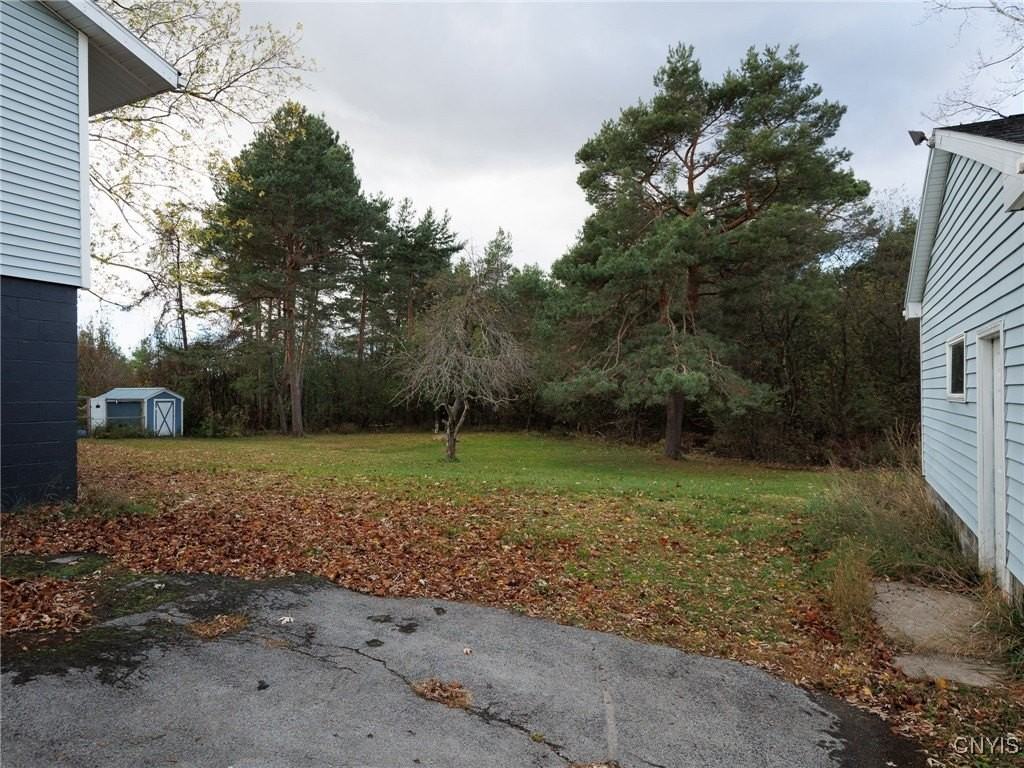 20201 Overlook Dr - Photo 3 of 47