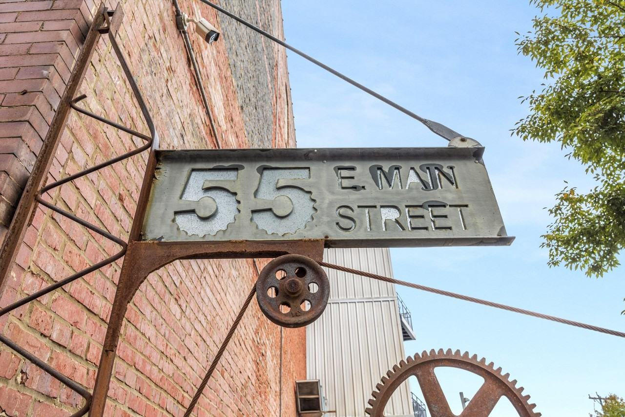 55 E Main St - Photo 7 of 47