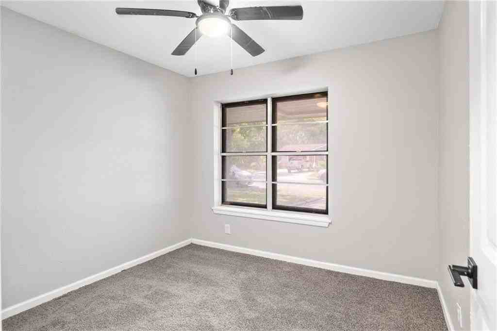 1212 Starlite Dr - Photo 7 of 12