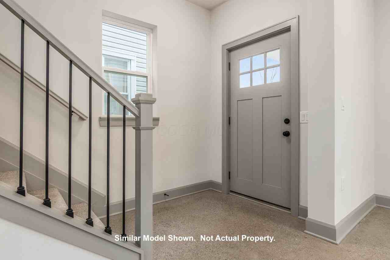 128 North Central Avenue - Photo 5 of 37