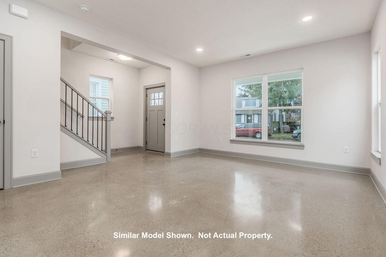 128 North Central Avenue - Photo 6 of 37