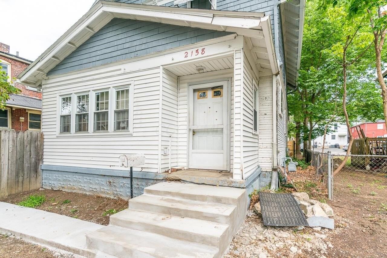 2158 Indiana Ave - Photo 3 of 28