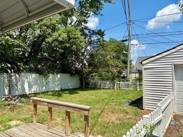 4052 Ural Avenue - Photo 6 of 13