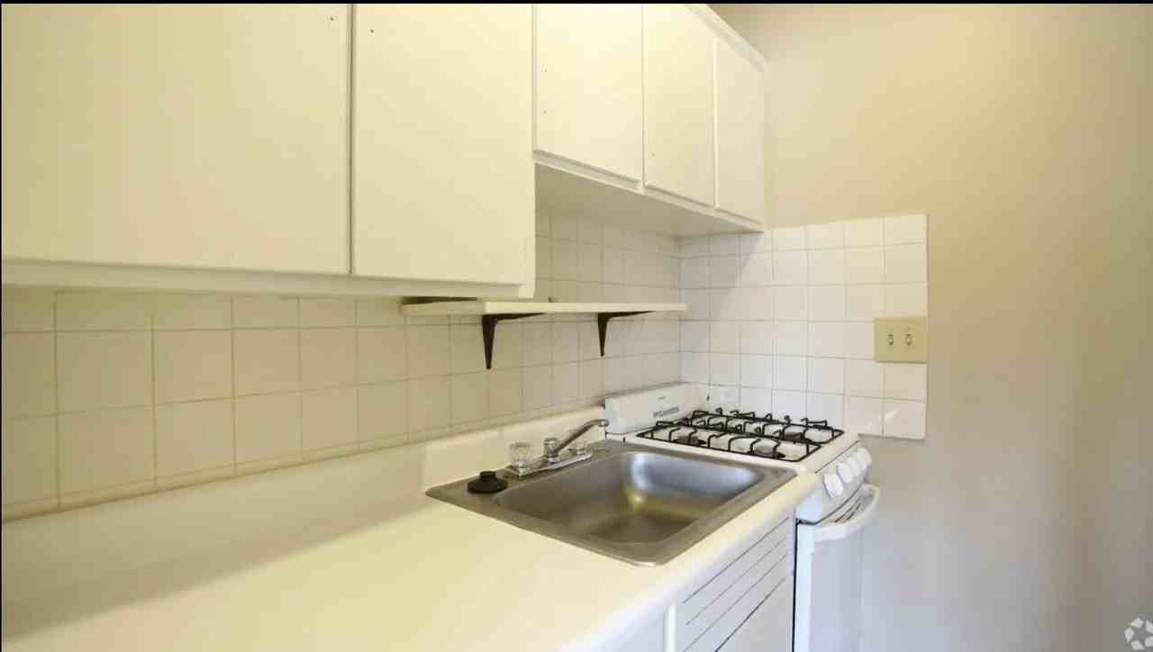 1813 Kenny Rd Unit 1809 #1809 - Photo 6 of 13