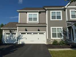 featured image of 10692 Pearl Creek Dr