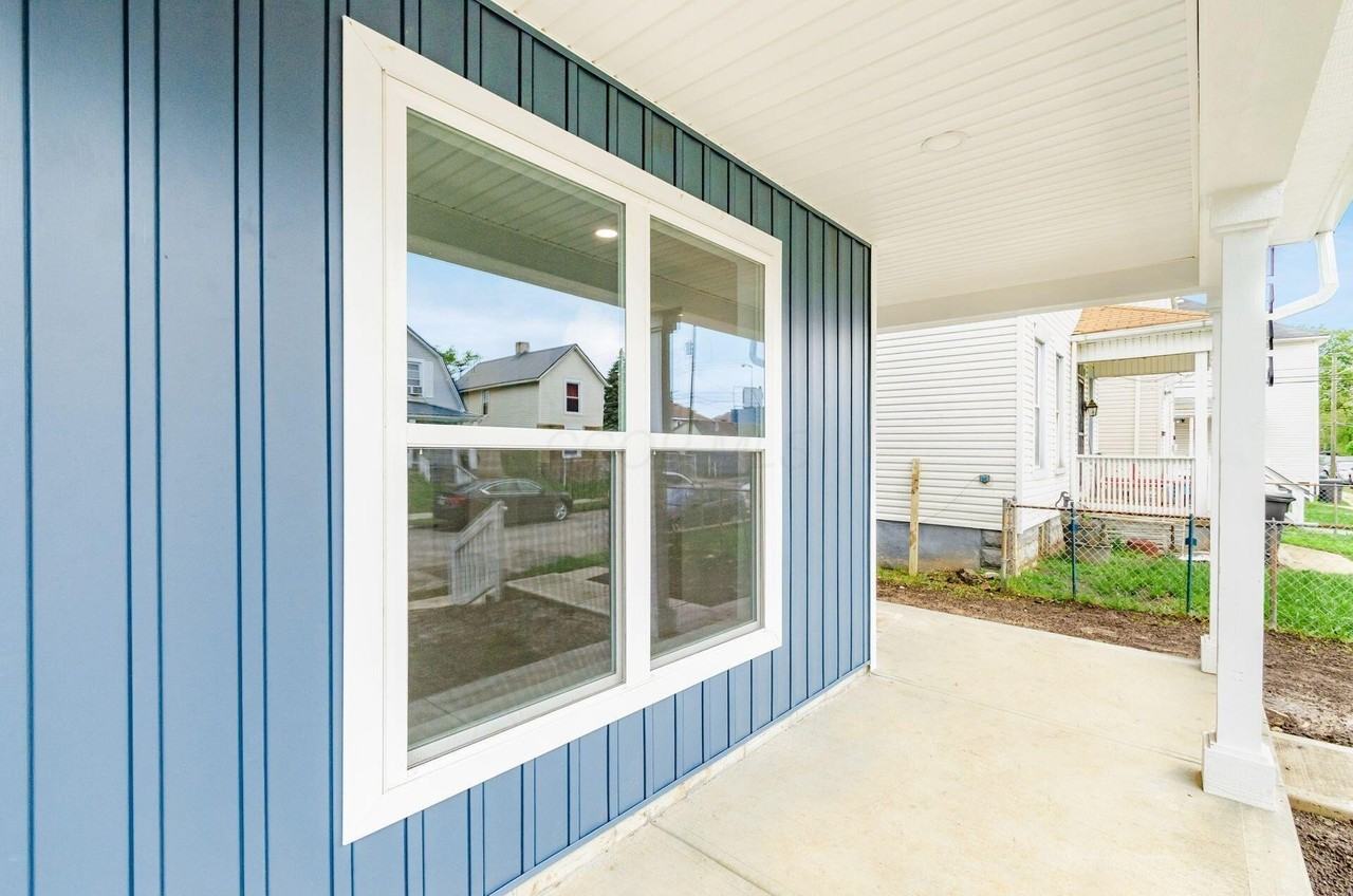 1446 Wendell Avenue - Photo 3 of 42