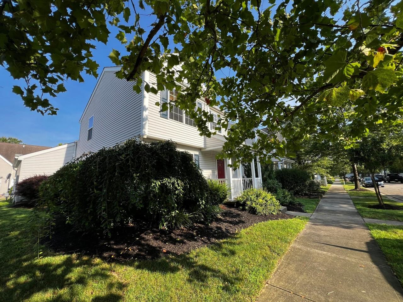 6171 Womersley Dr - Photo 2 of 23