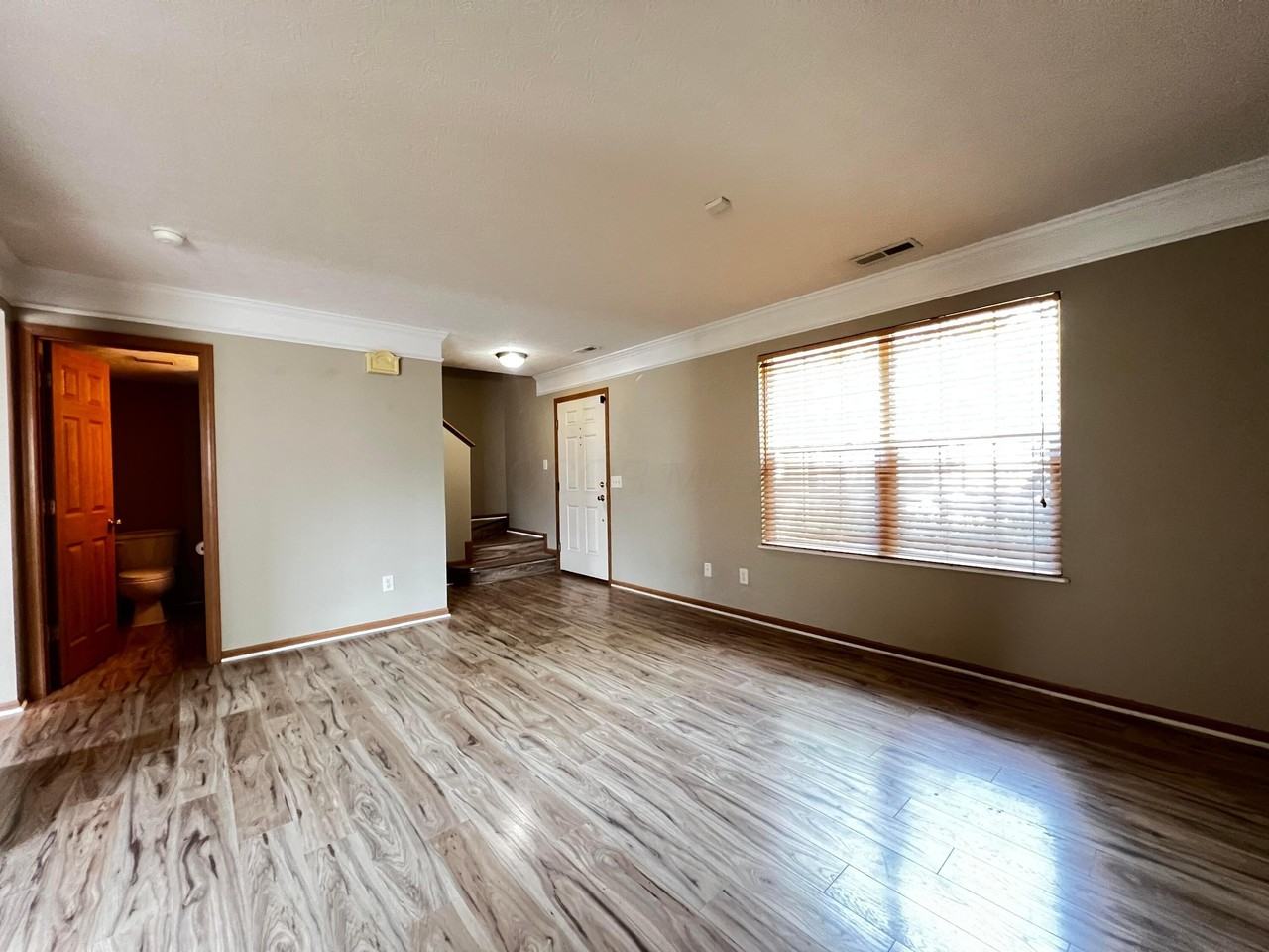 6171 Womersley Dr - Photo 6 of 23