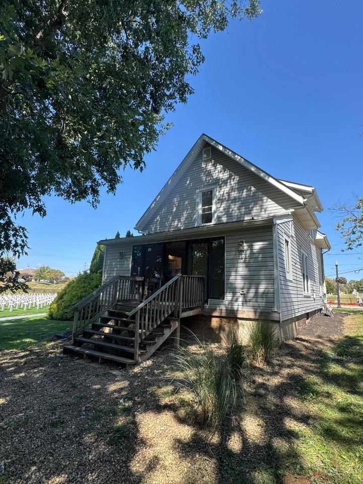 79 W Cherry St - Photo 3 of 9