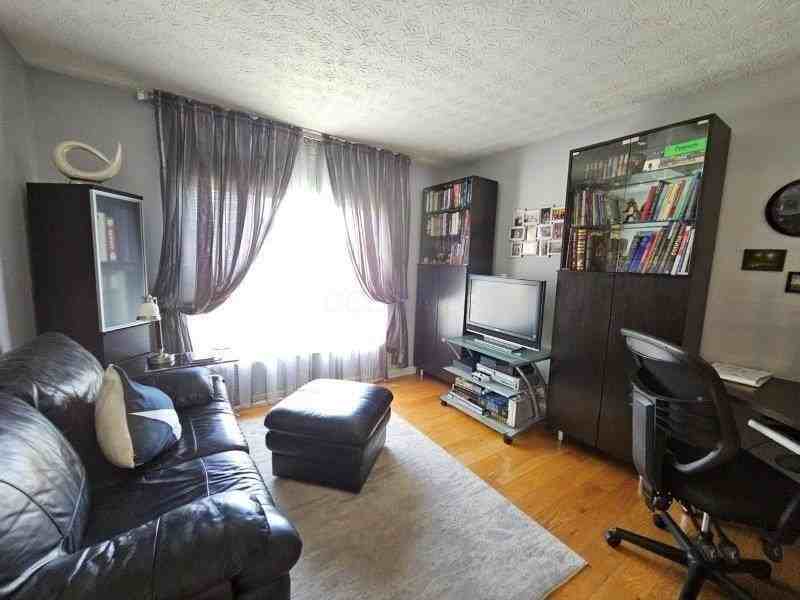 4540 Redwood Vine Dr - Photo 6 of 42