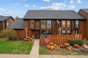 featured image of 4765 Smoketalk Ln Unit 1 #1