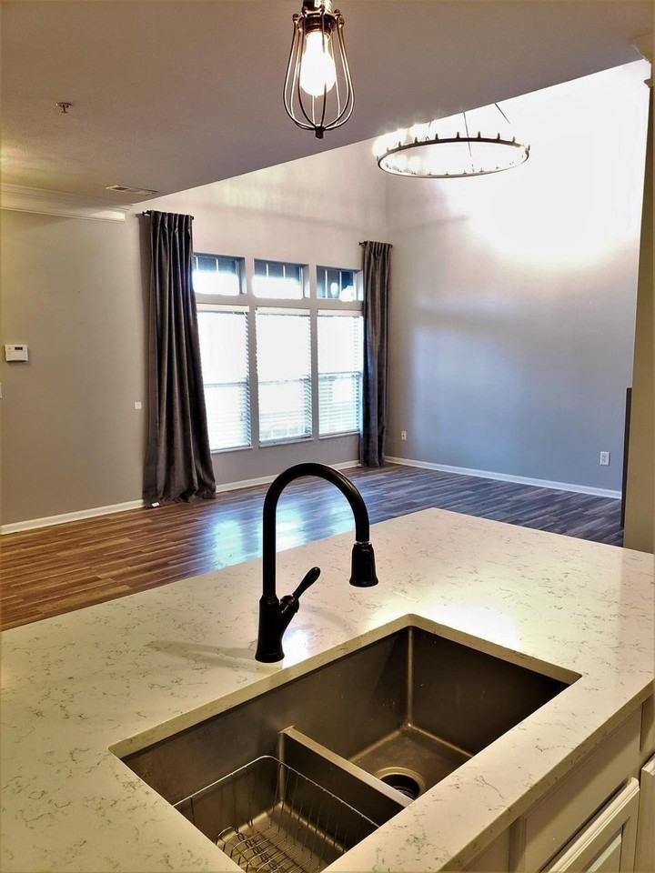 6223 Craughwell Ln - Photo 3 of 12