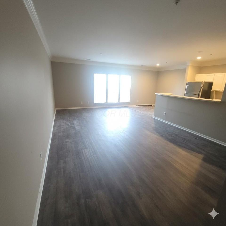 6067 Craughwell Ln - Photo 4 of 6