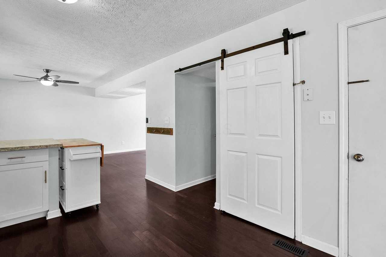 3880 Maidens Larne Dr - Photo 7 of 25