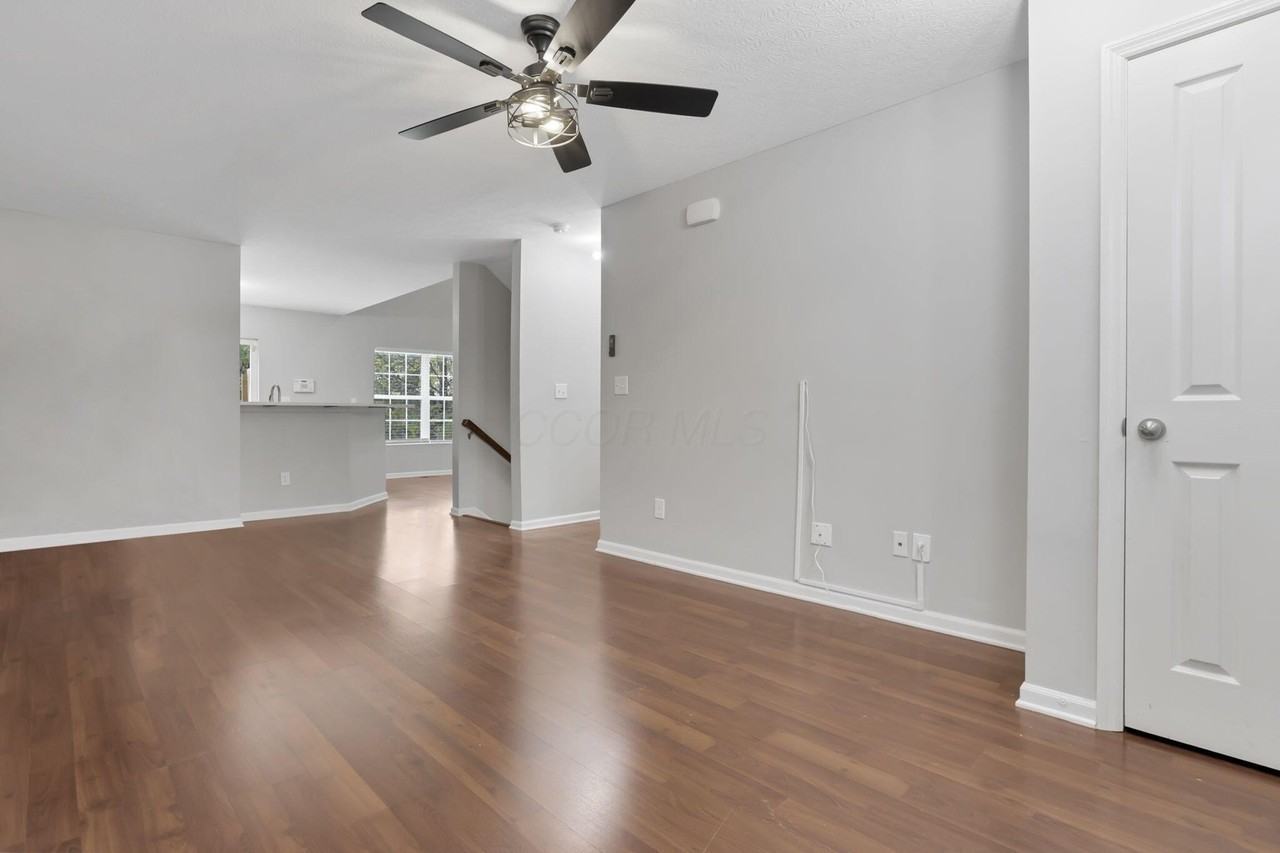 6479 Walnut Fork Drive - Photo 4 of 26