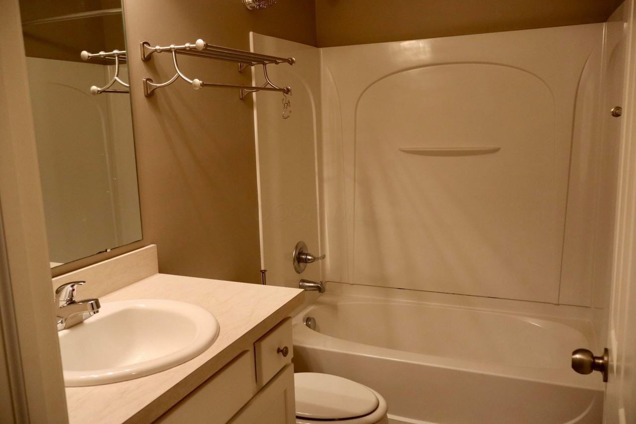 6215 Prairiefire Ave - Photo 7 of 12