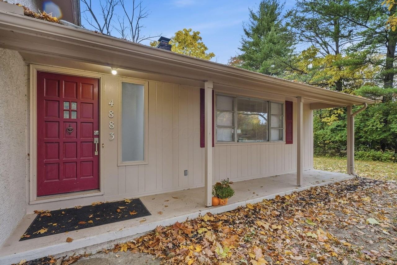 4883 Stonehaven Dr - Photo 3 of 21