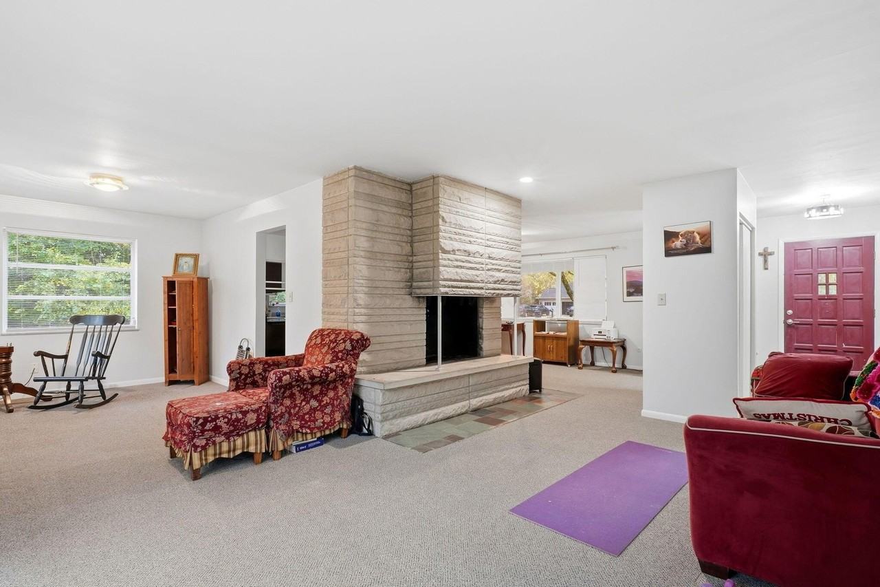 4883 Stonehaven Dr - Photo 7 of 21