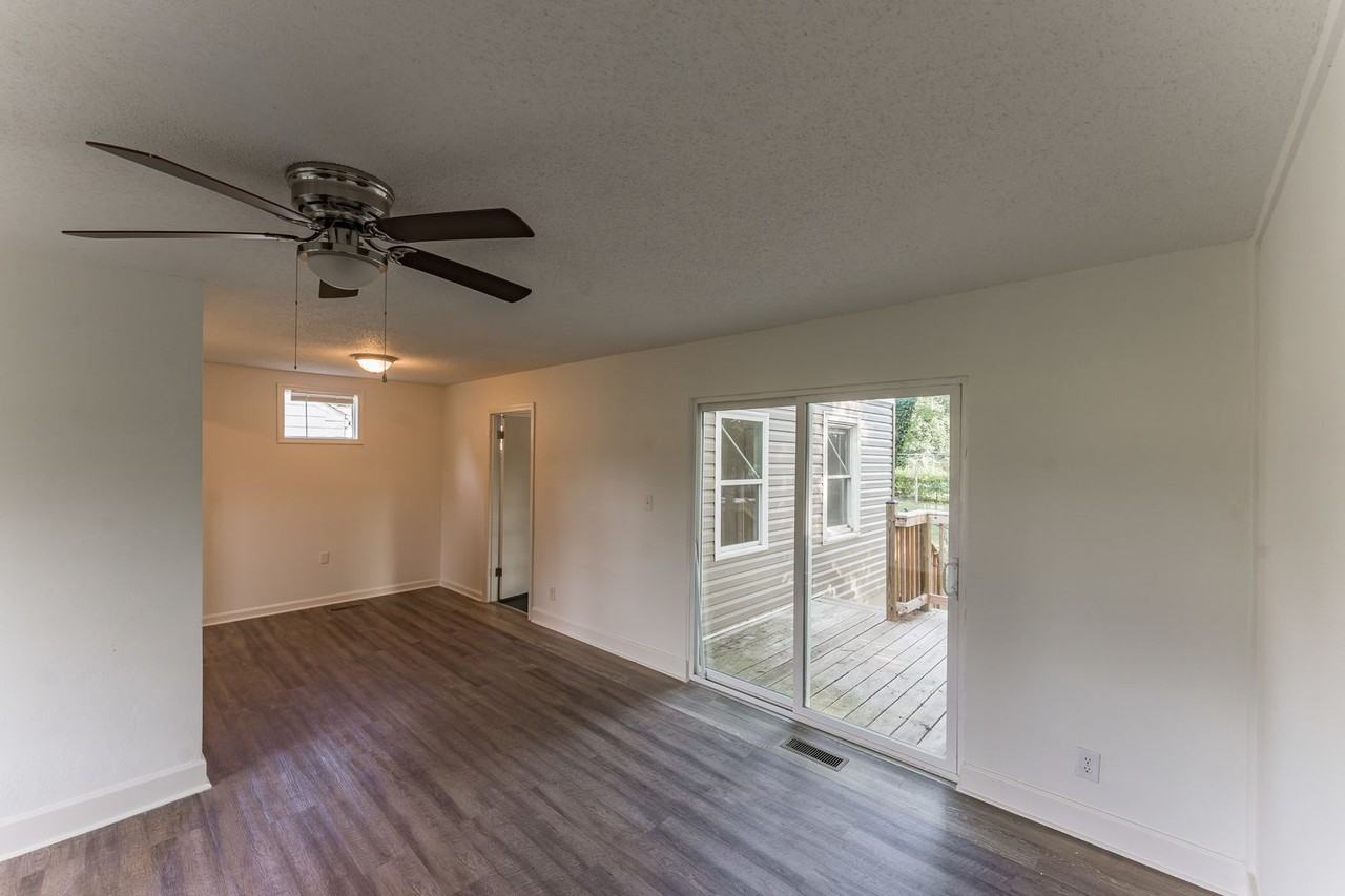 6619 State Line Rd - Photo 6 of 17