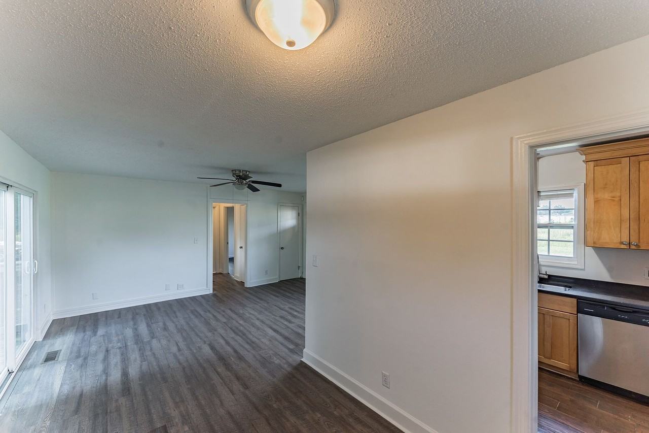 6619 State Line Rd - Photo 7 of 17