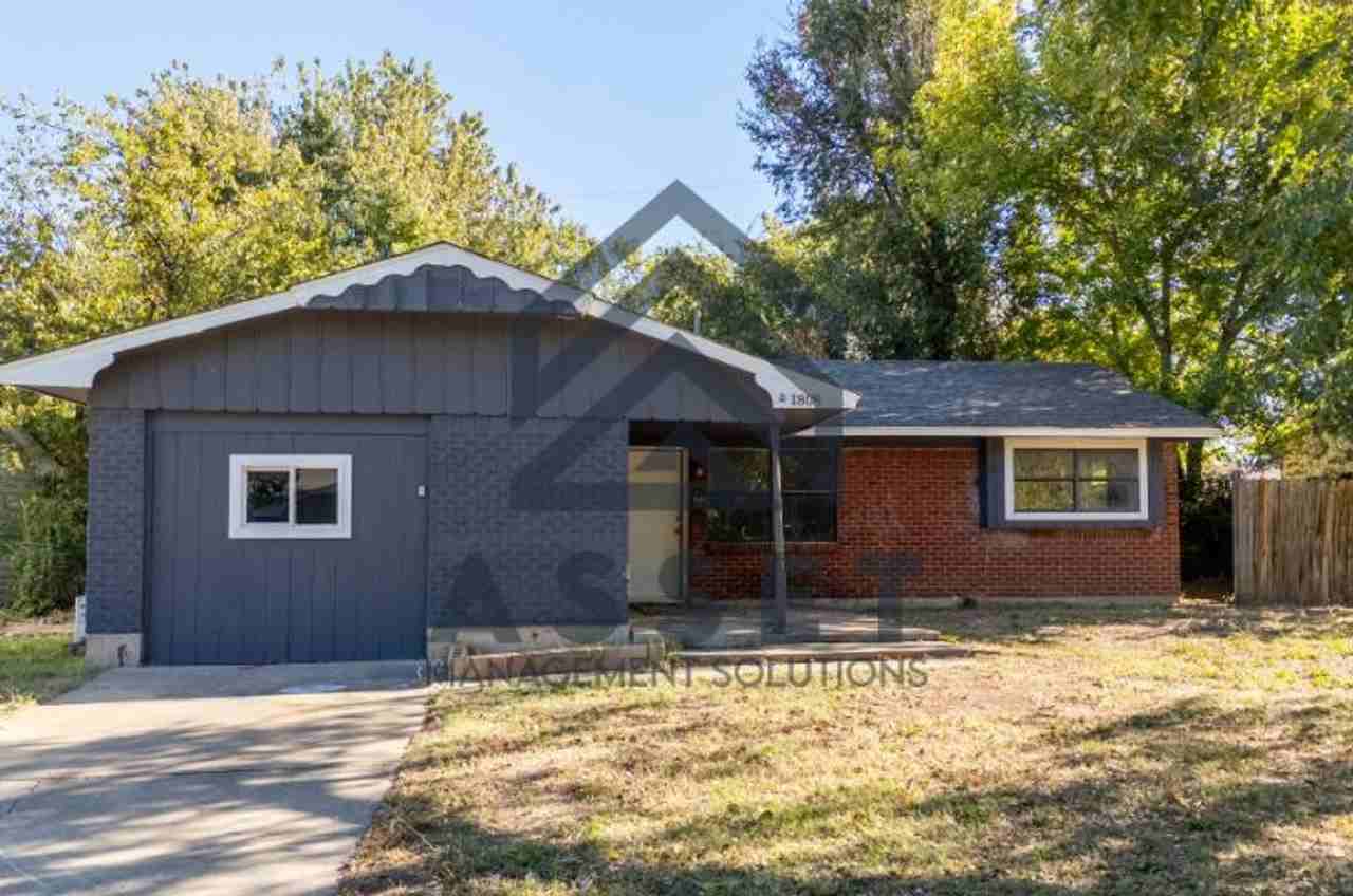 1808 Treat Dr - Photo 3 of 23