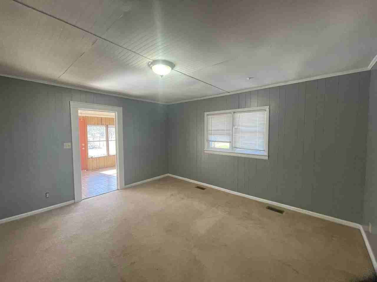 3440 Fallston Rd - Photo 4 of 16