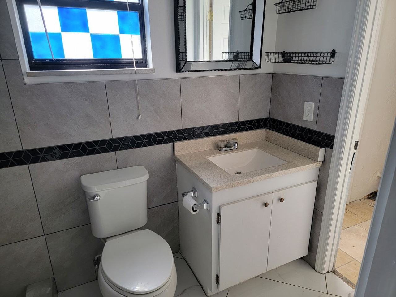 1340 Fairway Ave - Photo 7 of 20