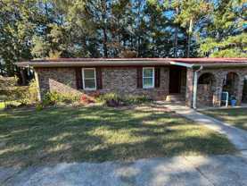 113B Carroll Cir - Photo 1 of 1