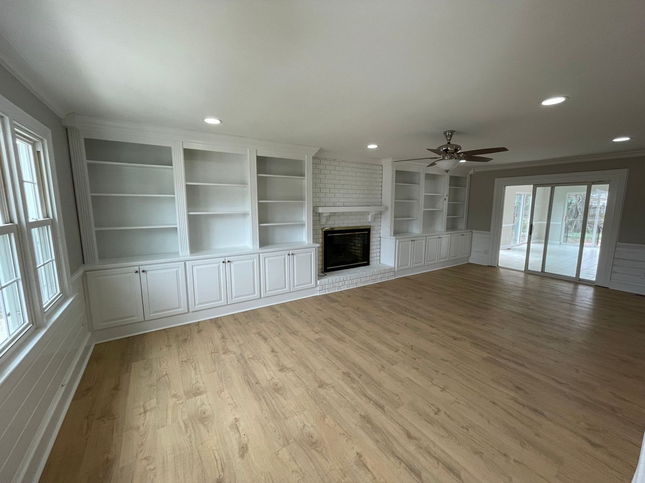 606 Poe St Sw - Photo 3 of 24