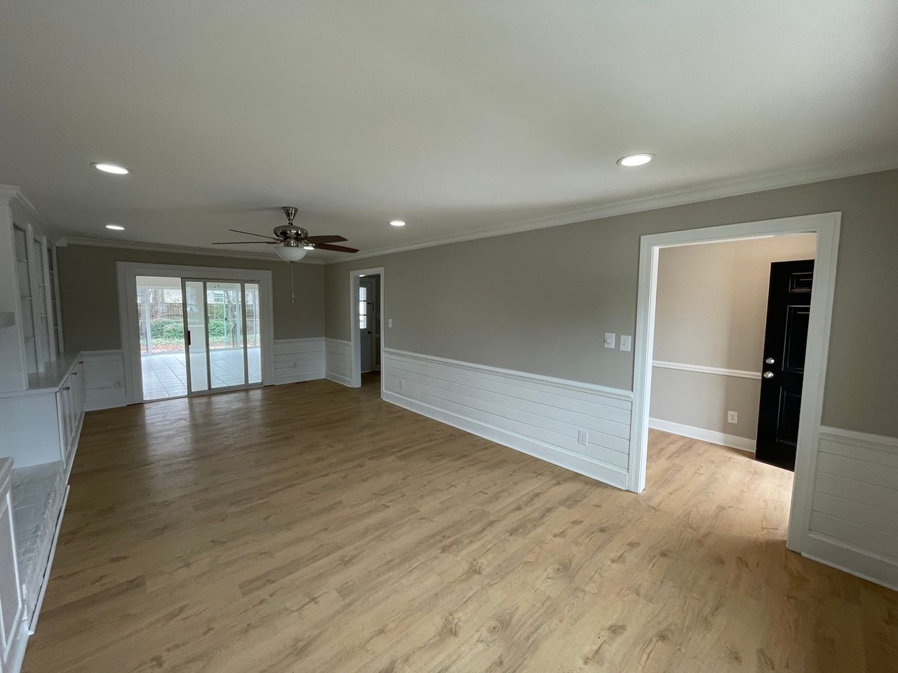 606 Poe St Sw - Photo 4 of 24