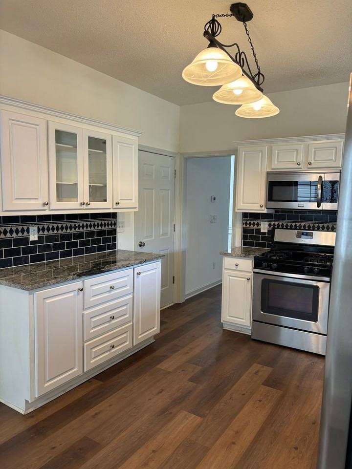 1718 Bentridge Dr Nw - Photo 4 of 25