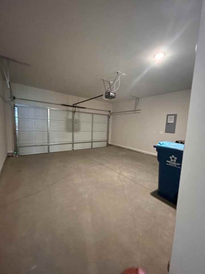 2206 Chant St - Photo 6 of 24