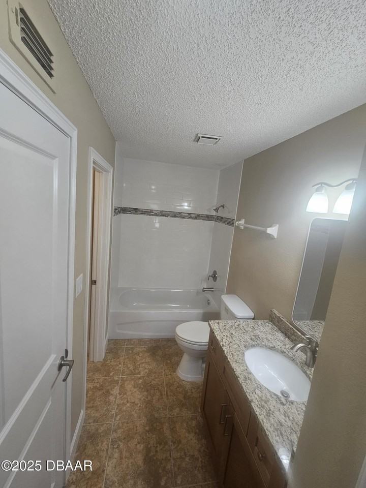 1600 Big Tree Rd Unit C2 #C2 - Photo 6 of 10