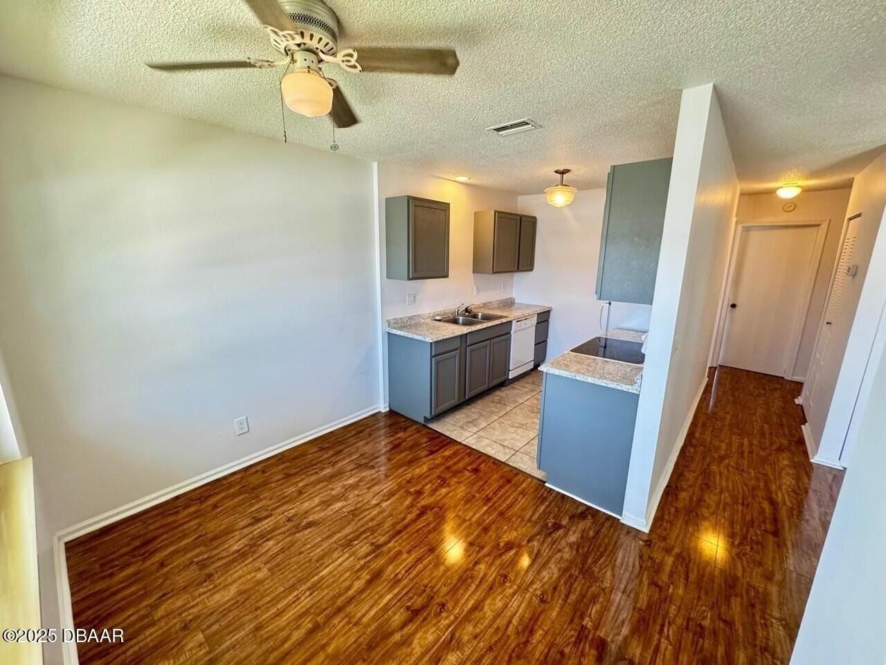 840 Center Ave Unit 0980 #0980 - Photo 3 of 13