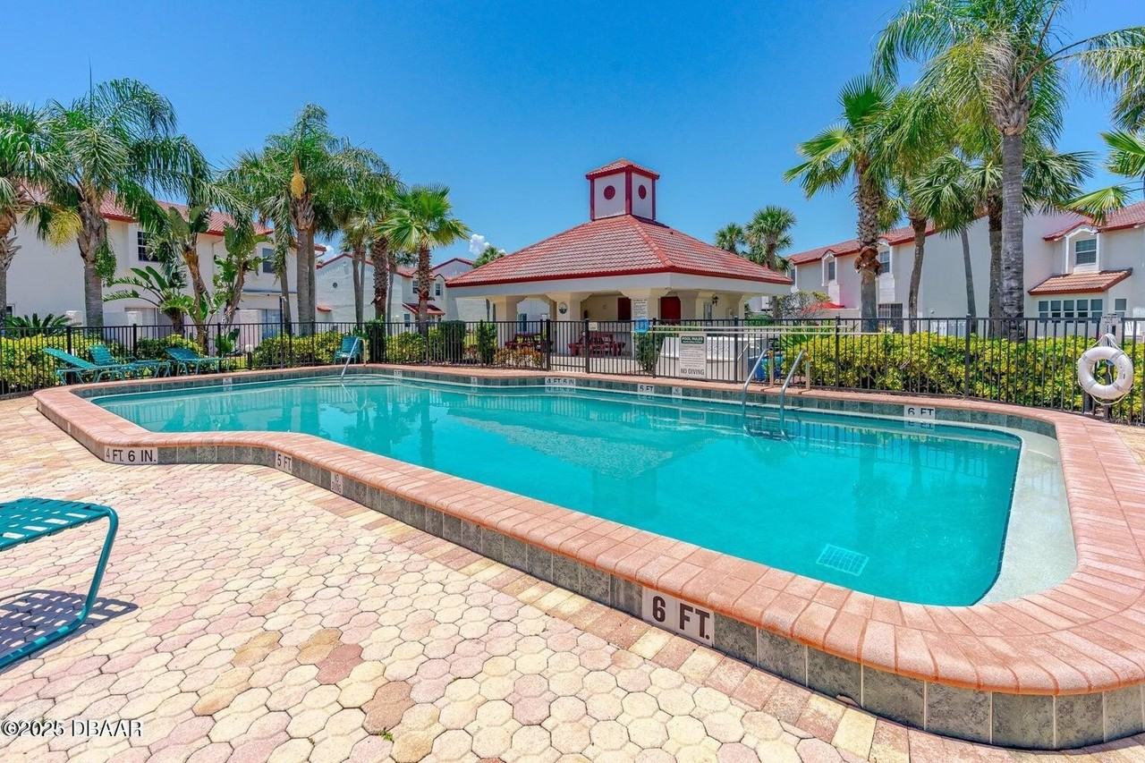 200 Florida Shores Blvd - Photo 3 of 35