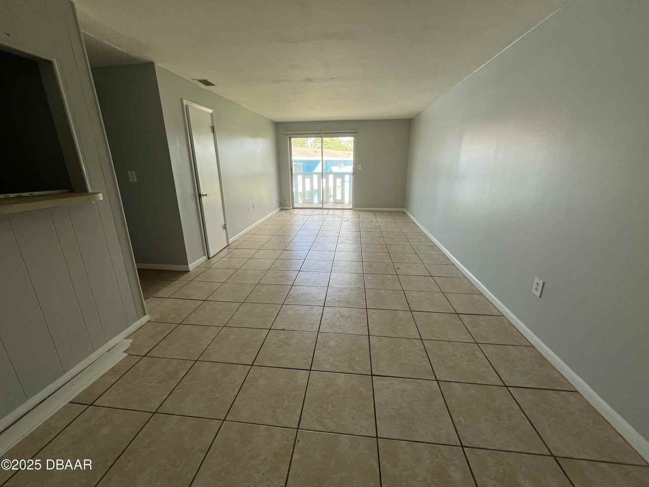 1850 South Park Avenue #A24 - Photo 3 of 9