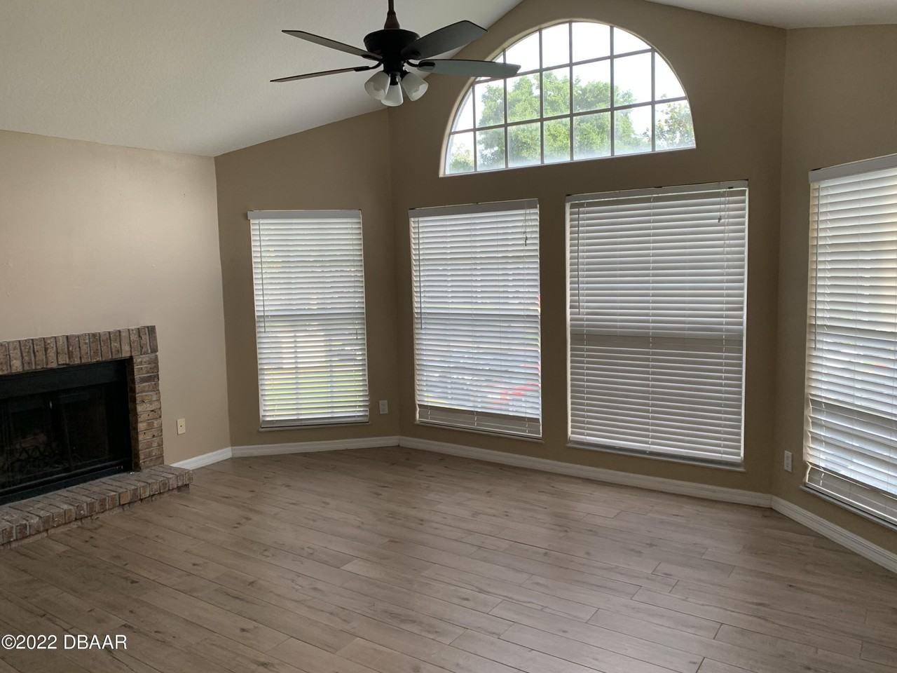 942 Bakewell Ct Apt 202 #202 - Photo 2 of 15