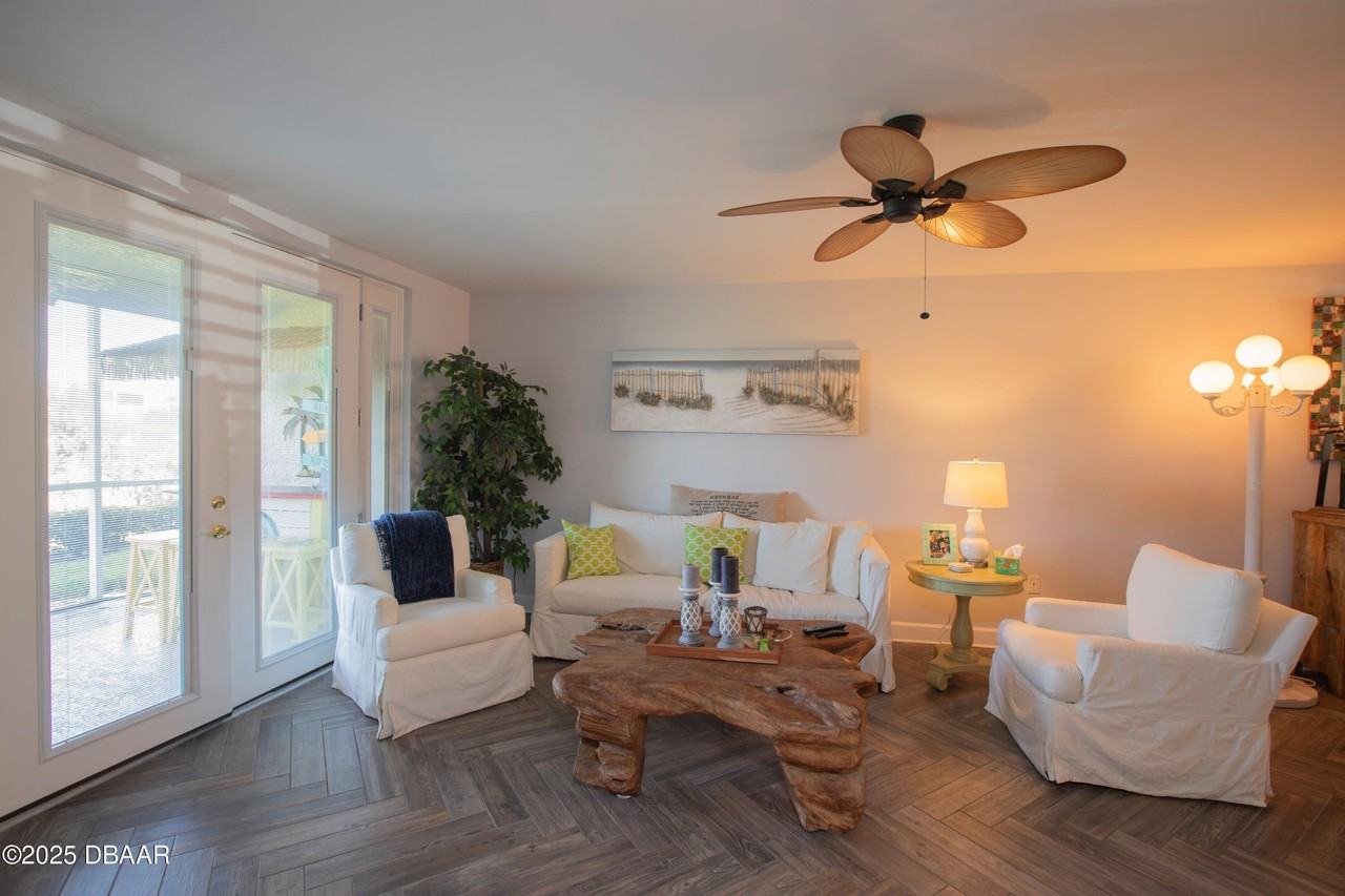 432 Bouchelle Drive #103 - Photo 5 of 32