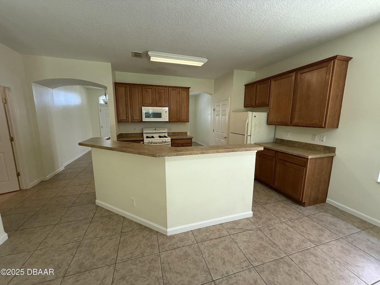 705 Ravenshill Way - Photo 3 of 15