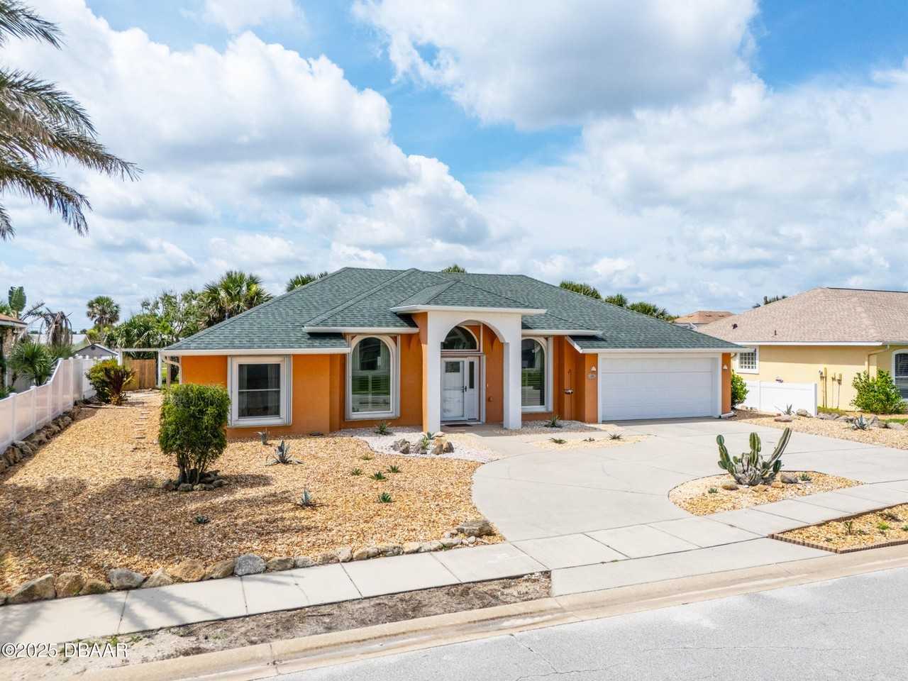 142 Heron Dunes Dr - Photo 4 of 45