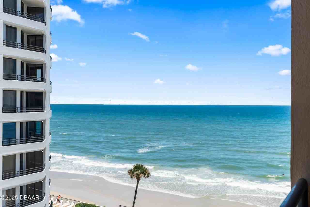 3023 S Atlantic Ave Apt 702 #702 - Photo 3 of 24